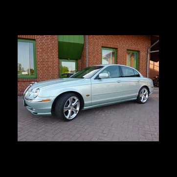 Bereits gecheckt: Jaguar S Type 02